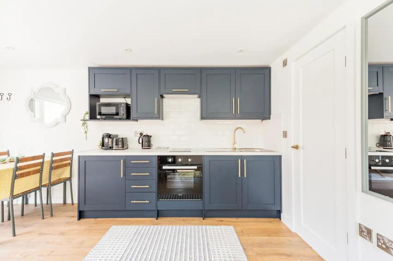 Charming Chester Studio With Private Garden & Free Parking Buitenkant foto