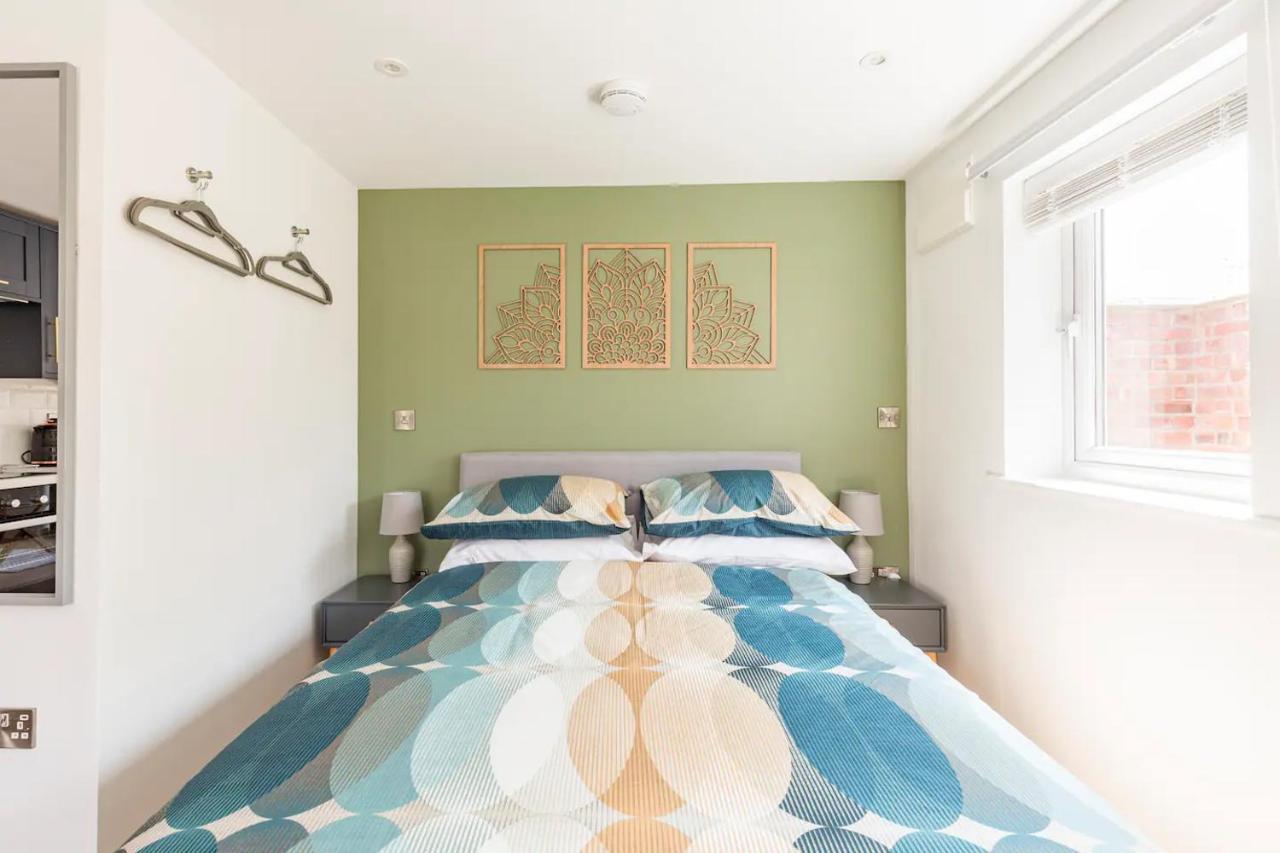 Charming Chester Studio With Private Garden & Free Parking Buitenkant foto