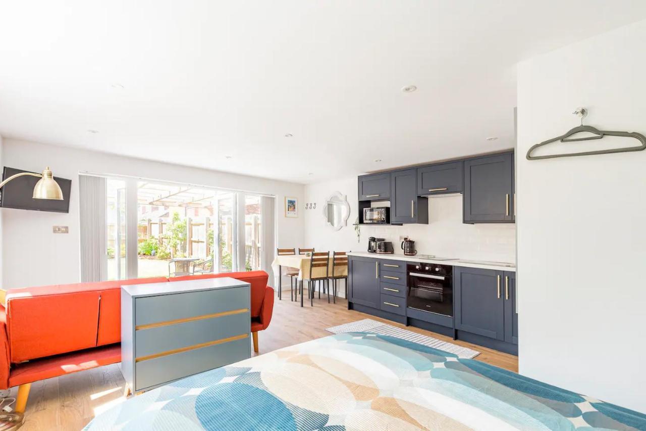 Charming Chester Studio With Private Garden & Free Parking Buitenkant foto